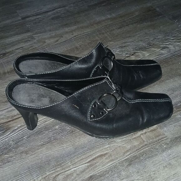 Maripe black buckle cinches mules Sz 8.5 EUC - Picture 5 of 6